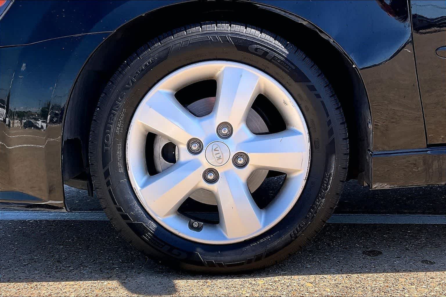 Thumbnail: 2008 Kia Spectra5 - 8