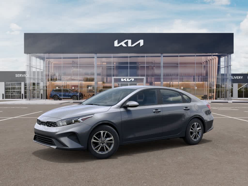 2024 Kia Forte LXS photo 3