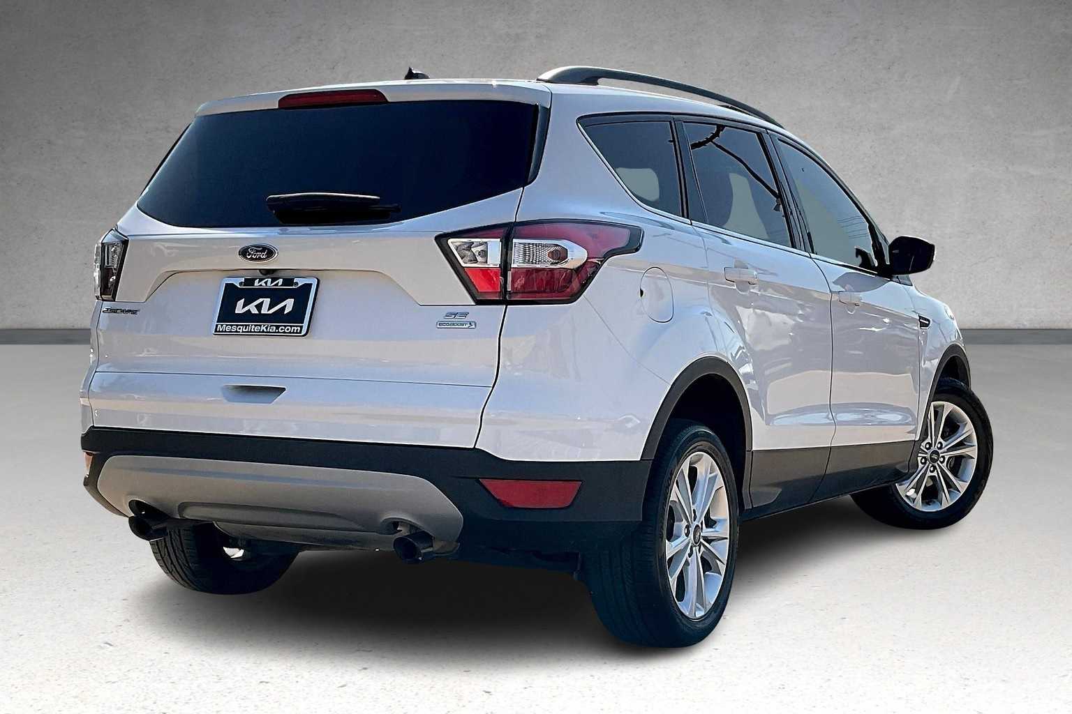 Thumbnail: 2018 Ford Escape - 22