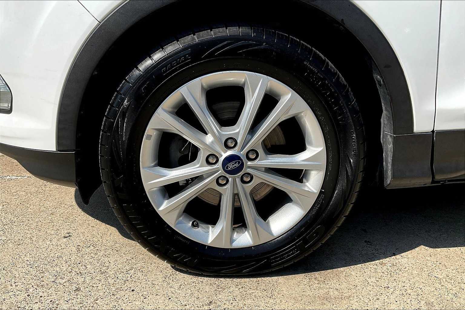 Thumbnail: 2018 Ford Escape - 8