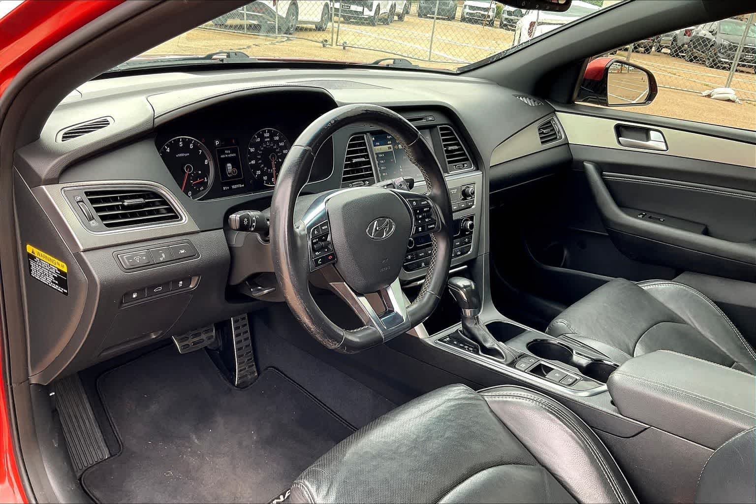 Used 2015 Hyundai Sonata Limited with VIN 5NPE34AB8FH117874 for sale in Mesquite, TX