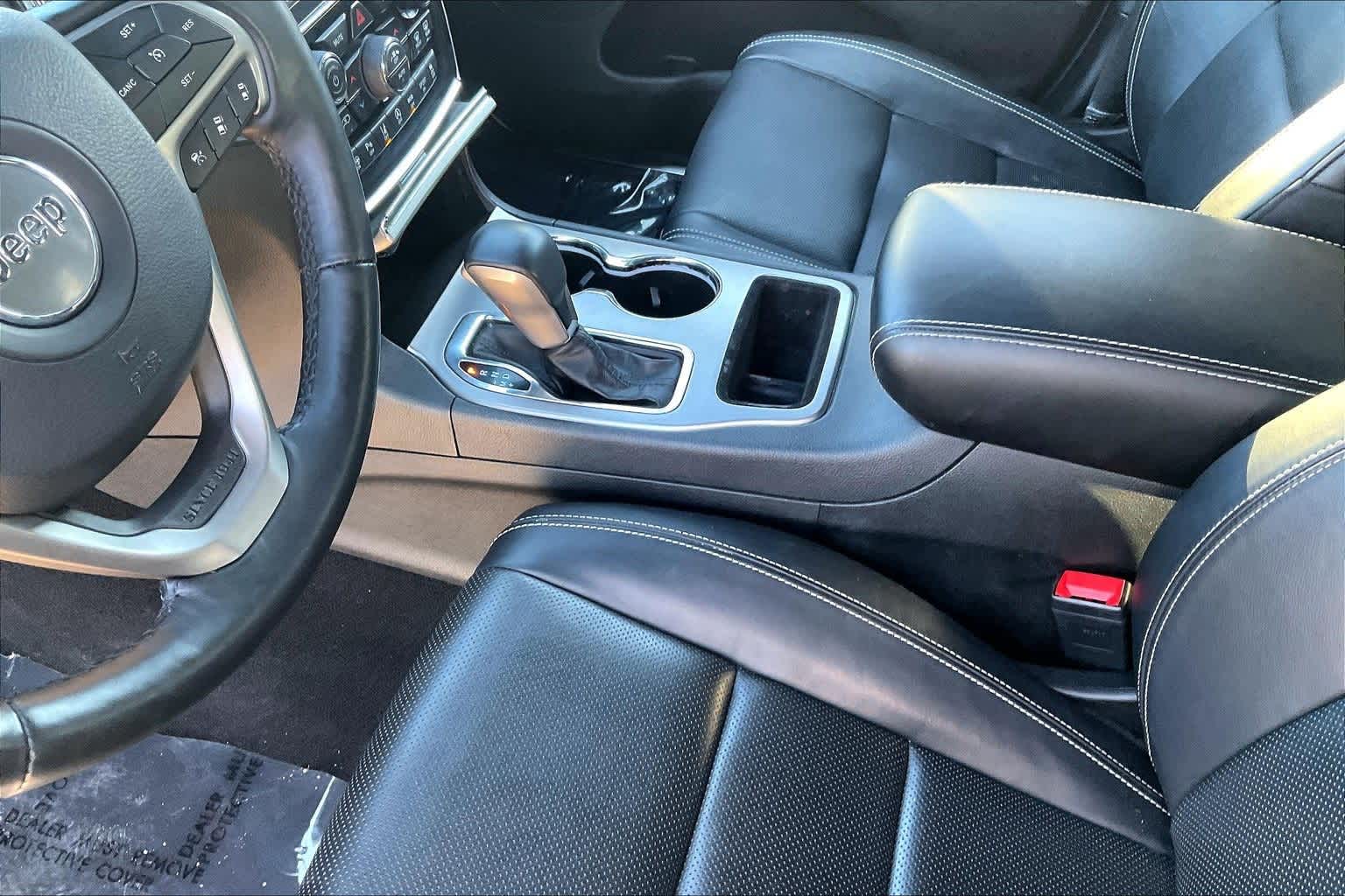 Thumbnail: 2021 Jeep Grand Cherokee - 15