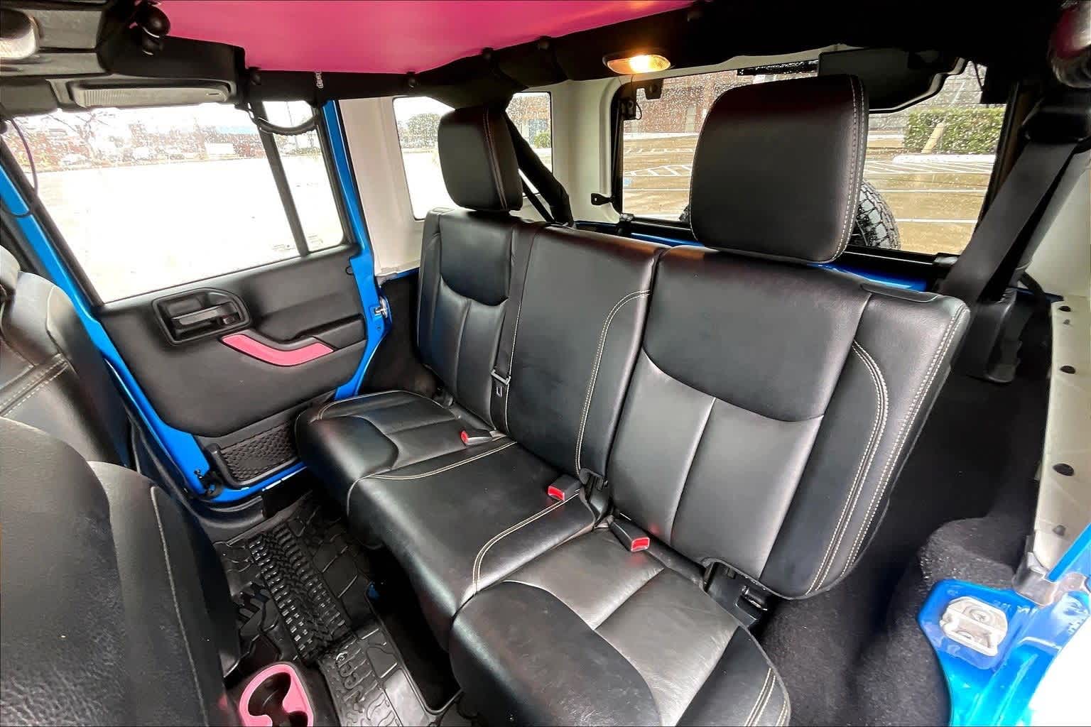 Thumbnail: 2016 Jeep Wrangler - 27