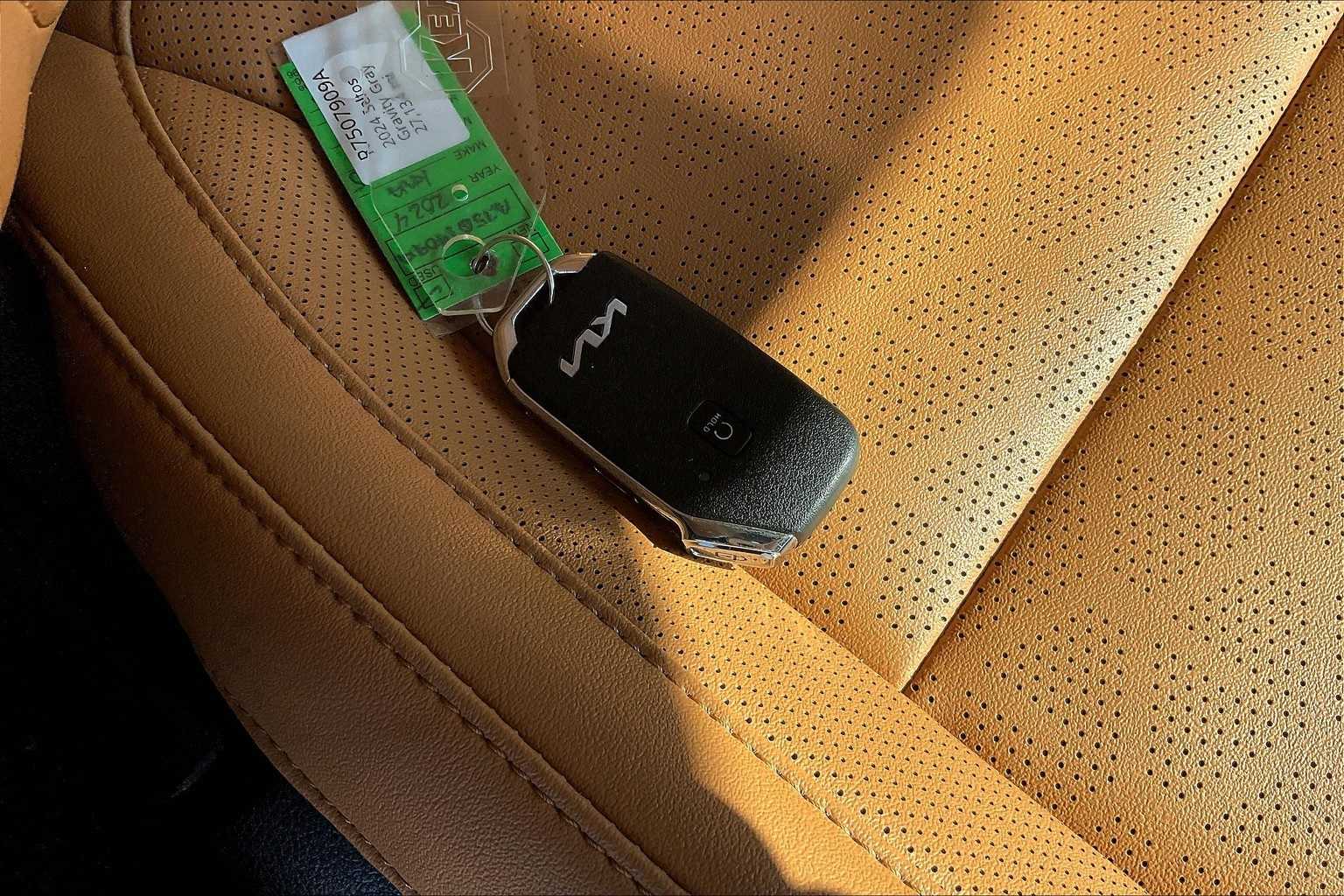 Thumbnail: 2024 Kia Seltos - 19