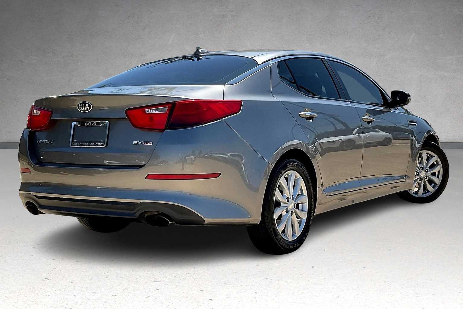 Thumbnail: 2015 Kia Optima - 22