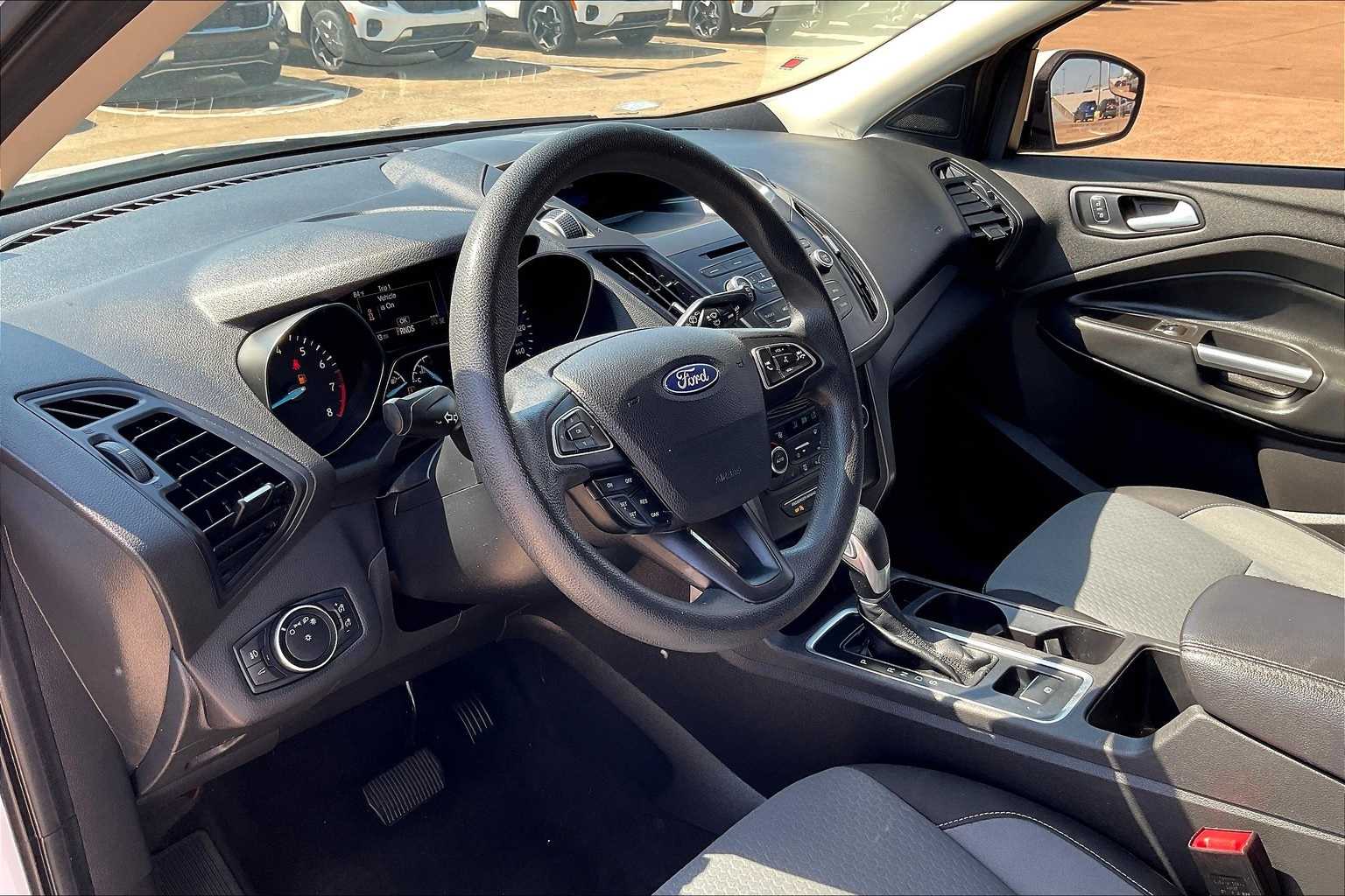 Thumbnail: 2018 Ford Escape - 2