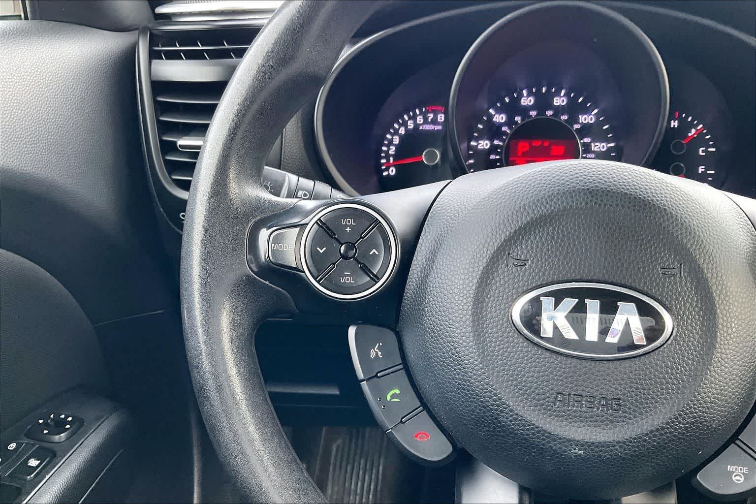 Thumbnail: 2016 Kia Soul - 24