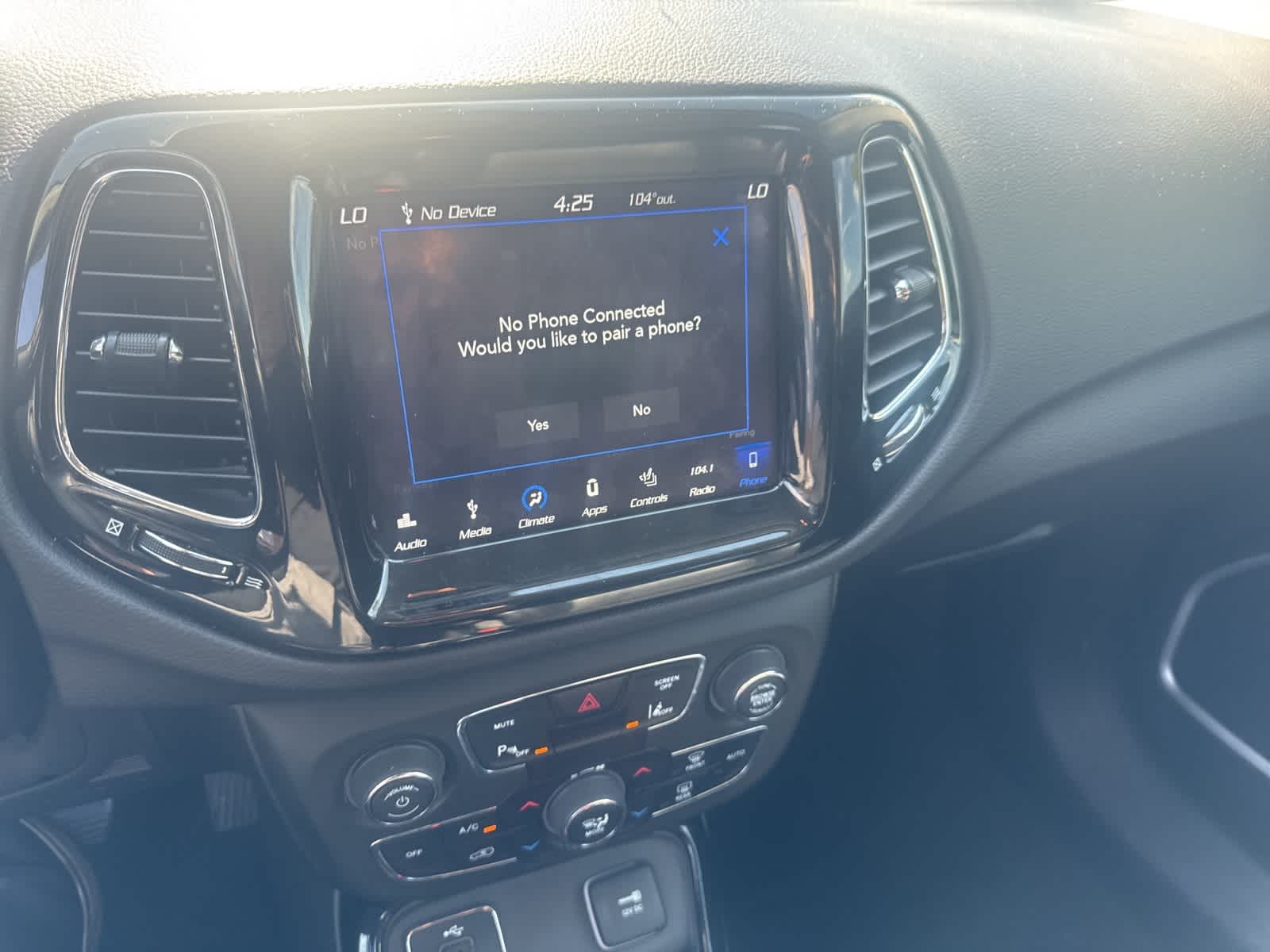 Thumbnail: 2018 Jeep Compass - 5
