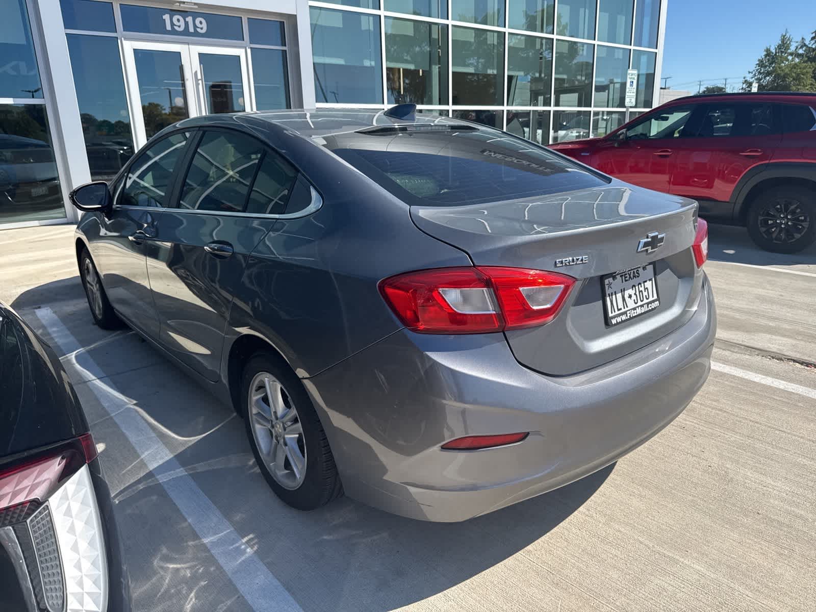 Thumbnail: 2018 Chevrolet Cruze - 6
