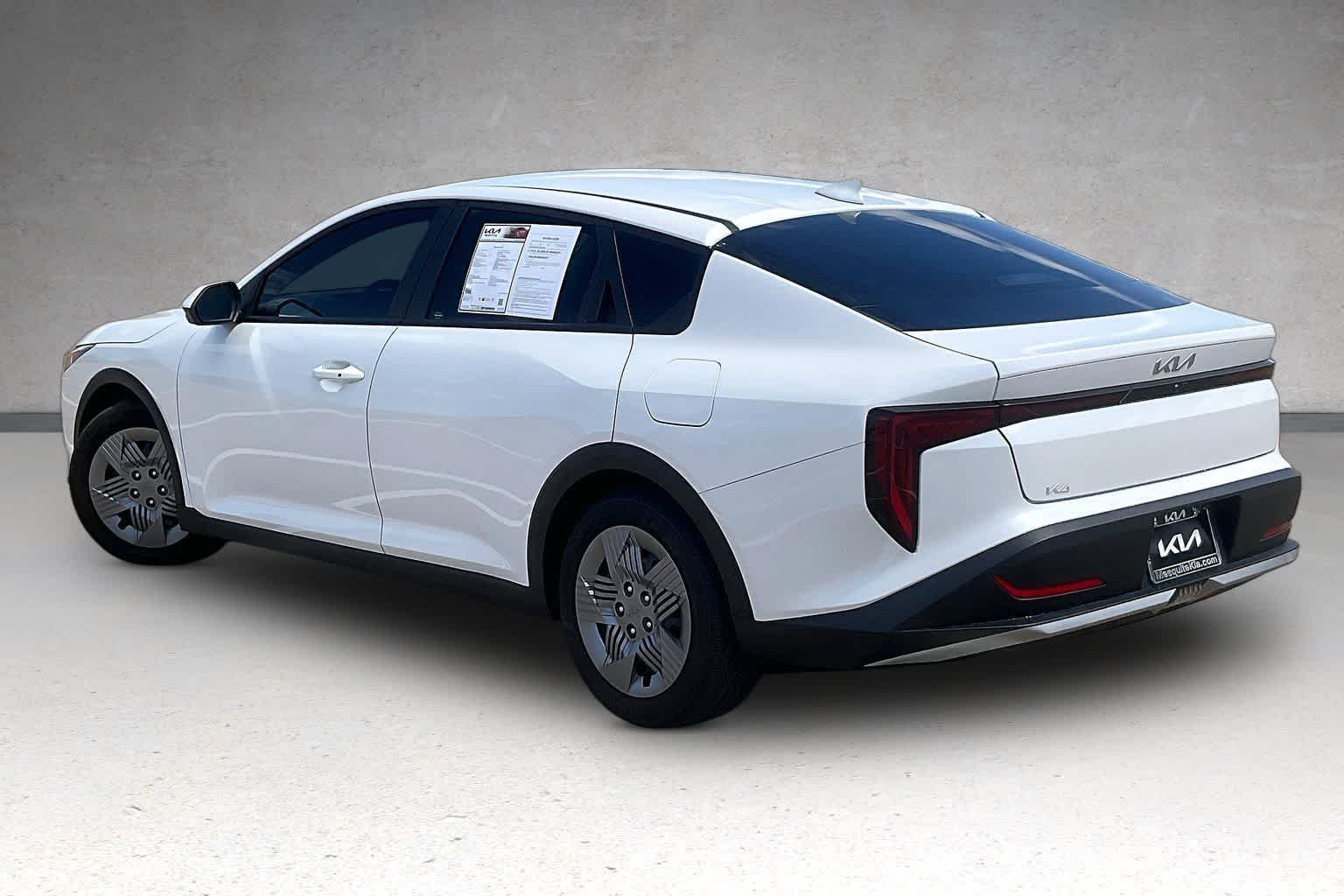 Thumbnail: 2025 Kia K4 - 3