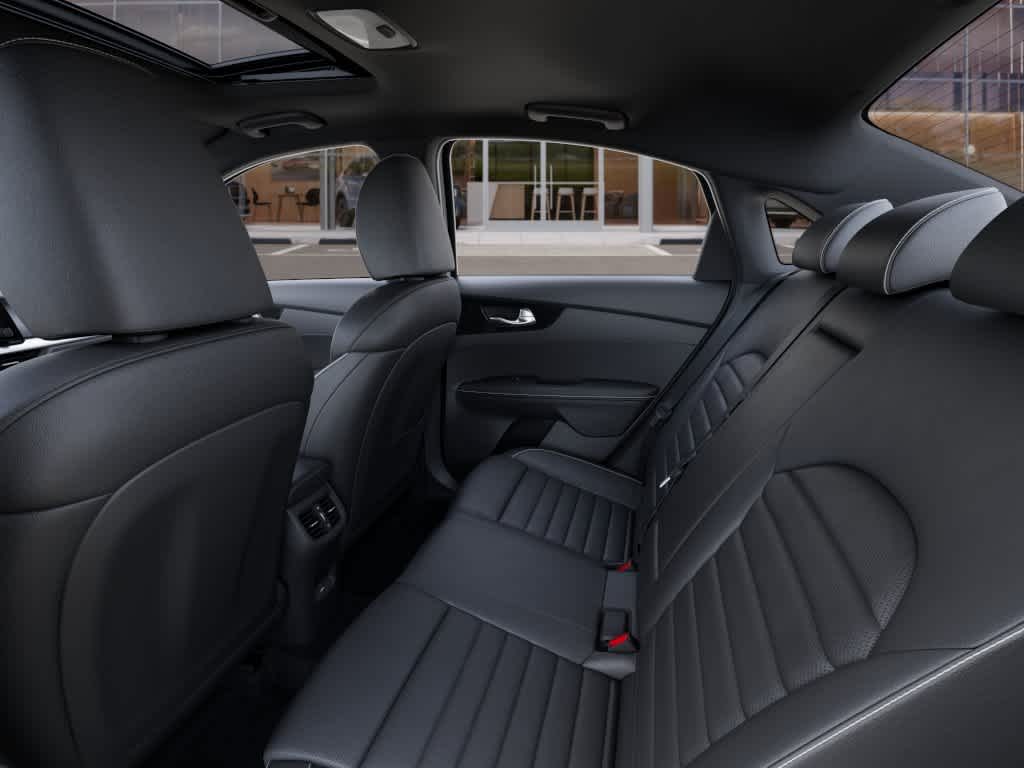 Thumbnail: 2024 Kia Forte - 18