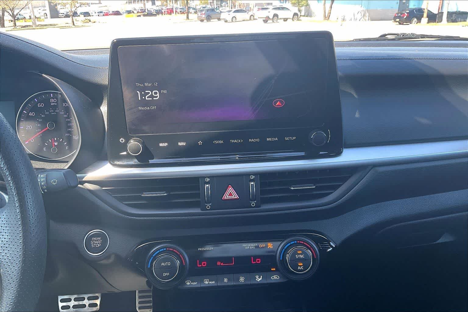 Thumbnail: 2024 Kia Forte - 15