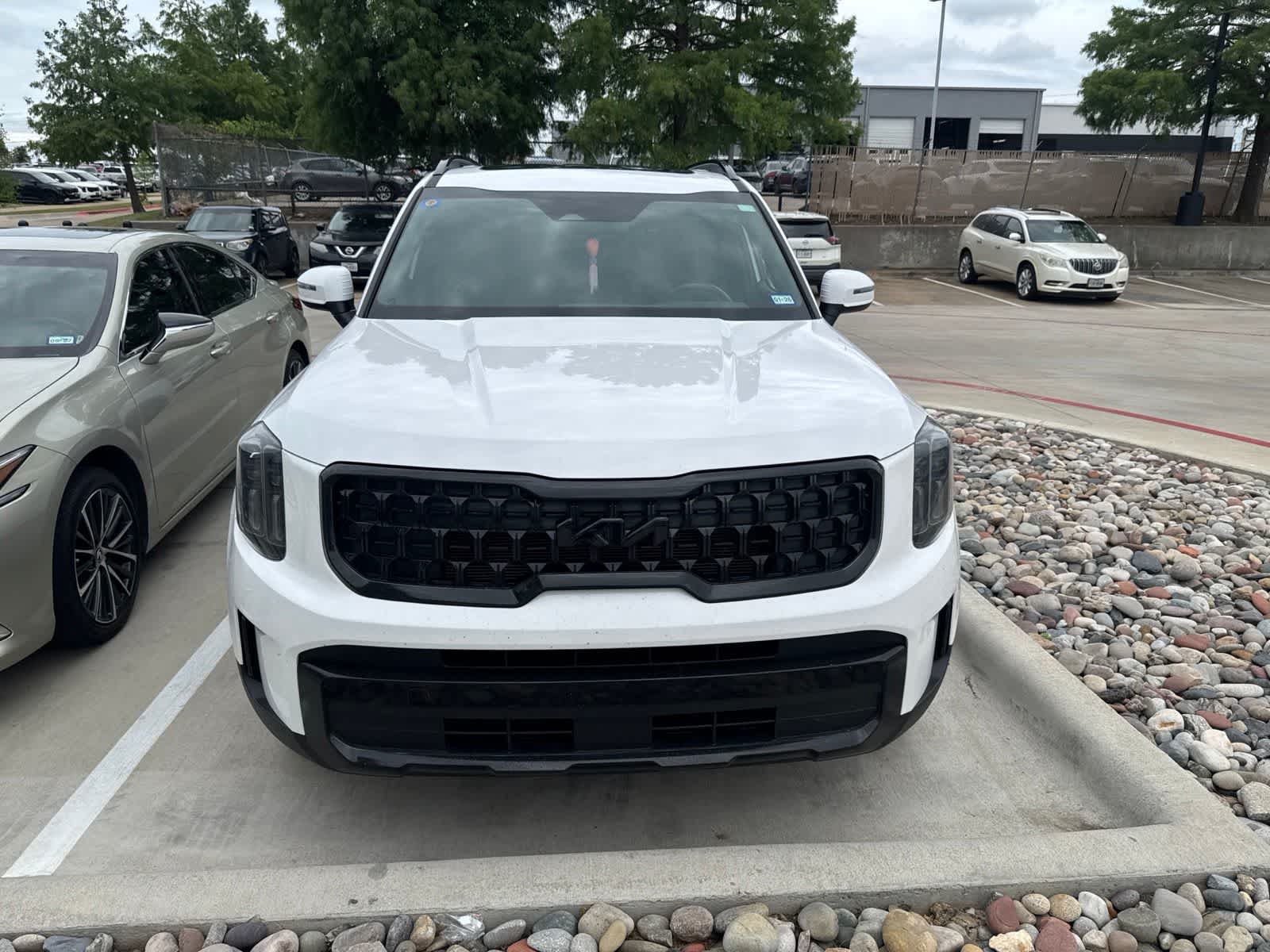 Thumbnail: 2023 Kia Telluride - 2