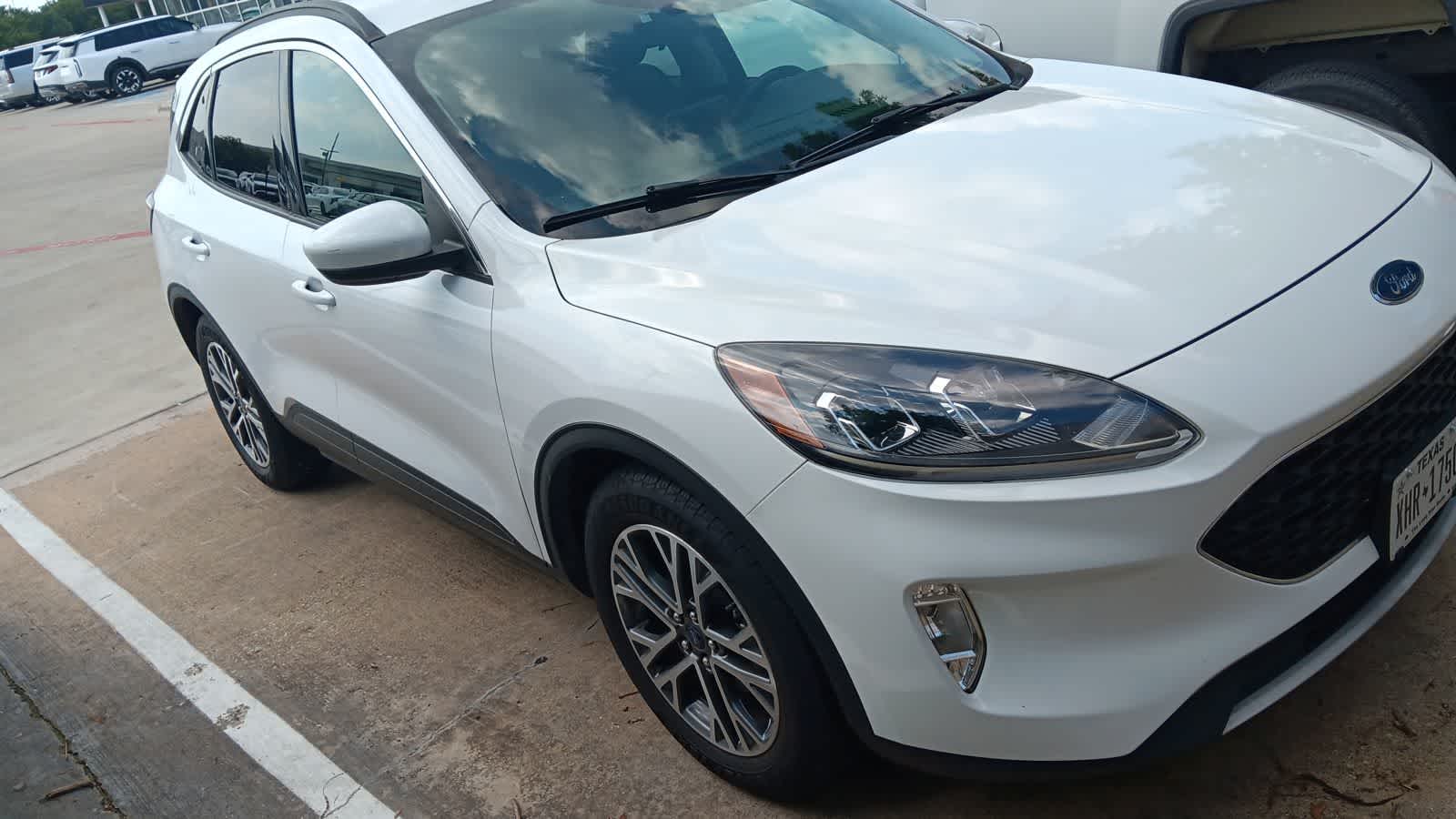 Used 2020 Ford Escape SEL with VIN 1FMCU0H62LUC02924 for sale in Mesquite, TX