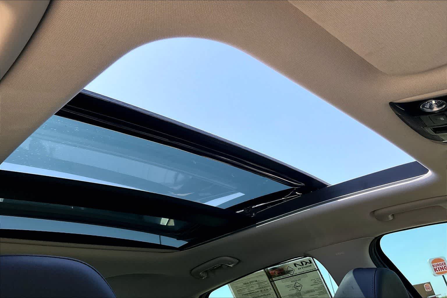 2025 Kia K5 EX - Photo 29