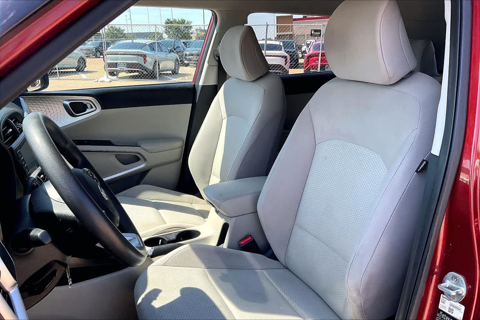 Thumbnail: 2020 Kia Soul - 10