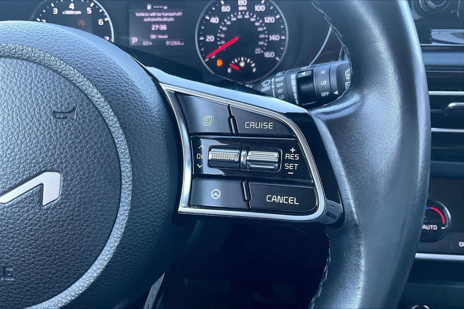 Thumbnail: 2023 Kia Seltos - 23