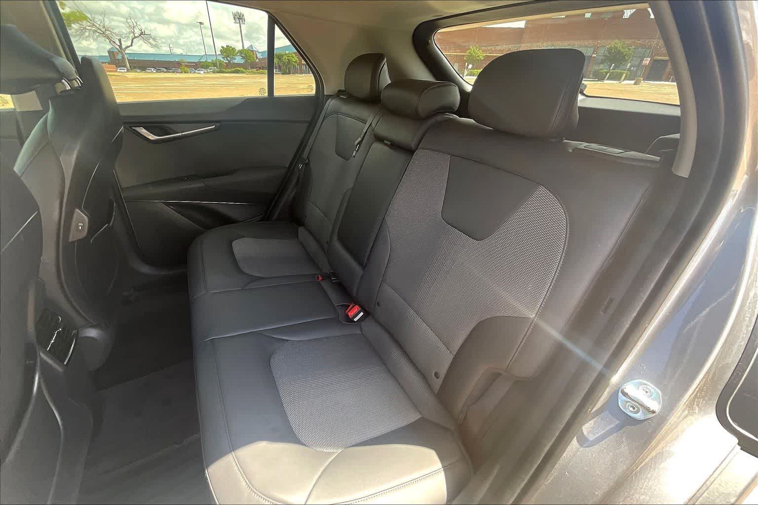 Thumbnail: 2024 Kia Niro - 29