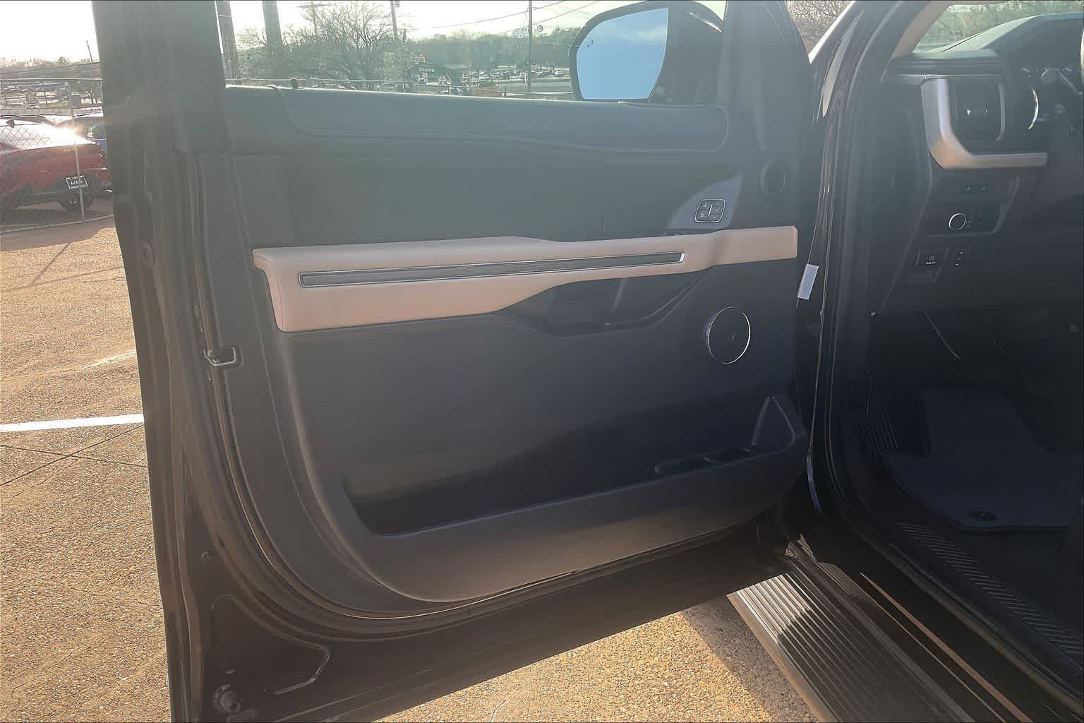 Thumbnail: 2024 Ford Expedition MAX - 26