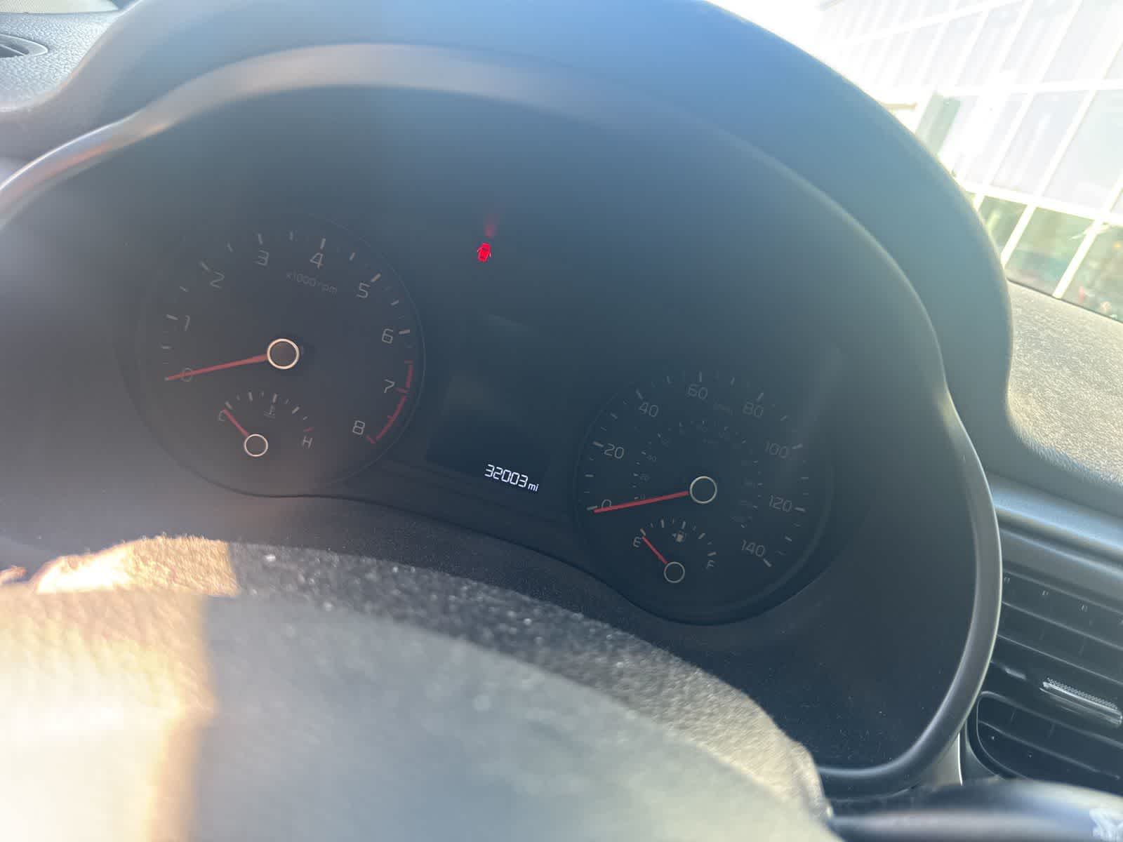 Thumbnail: 2023 Kia Rio - 3