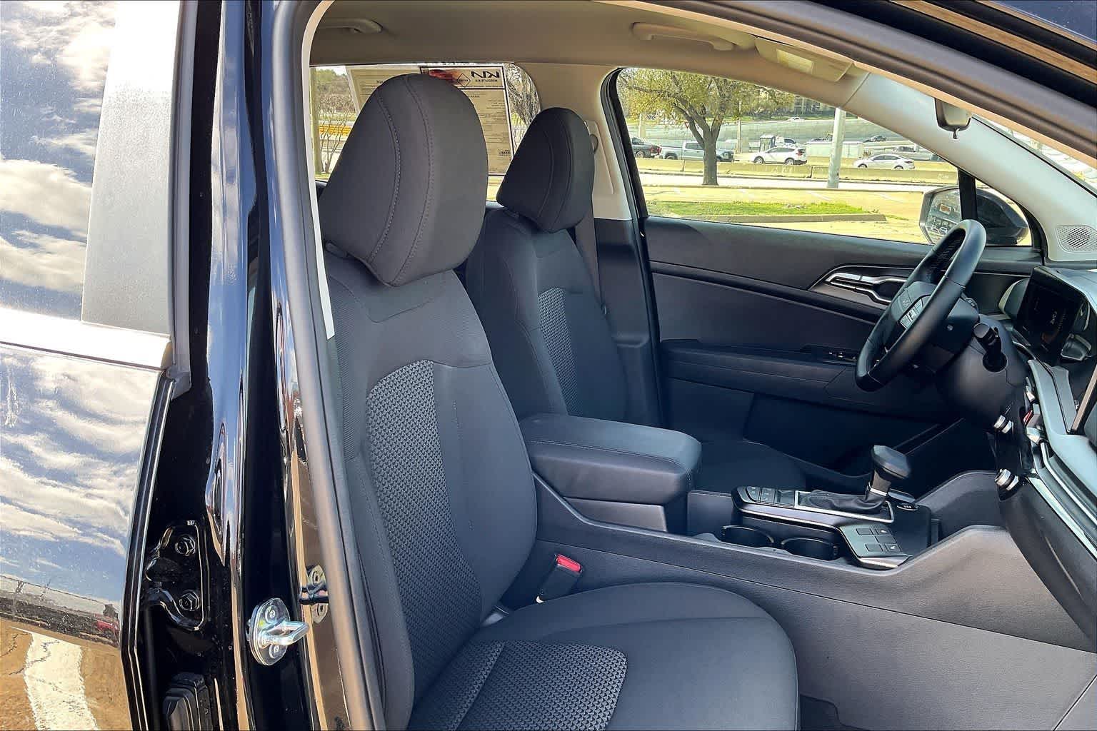 Thumbnail: 2026 Kia Sportage - 12