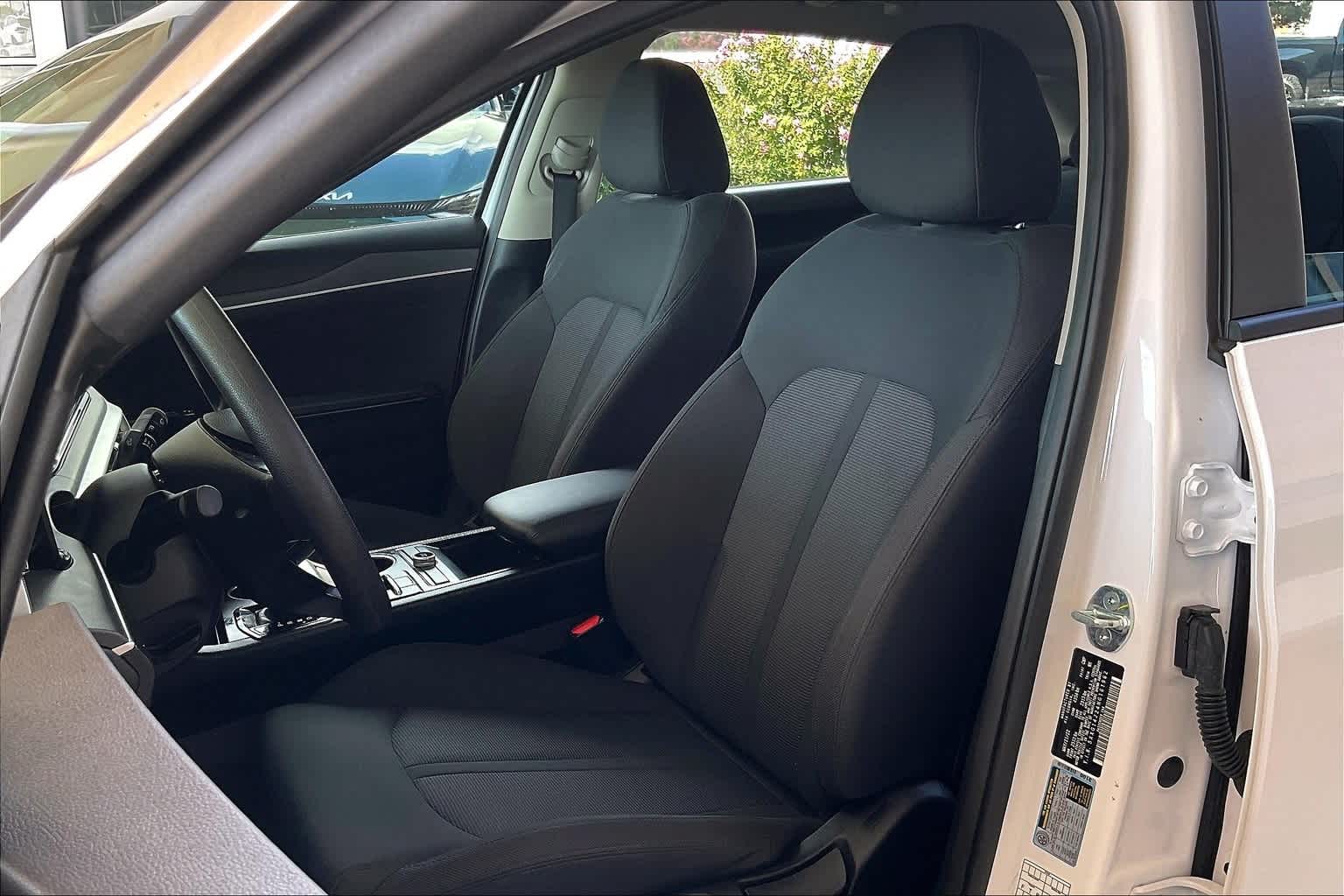 Thumbnail: 2022 Kia K5 - 11