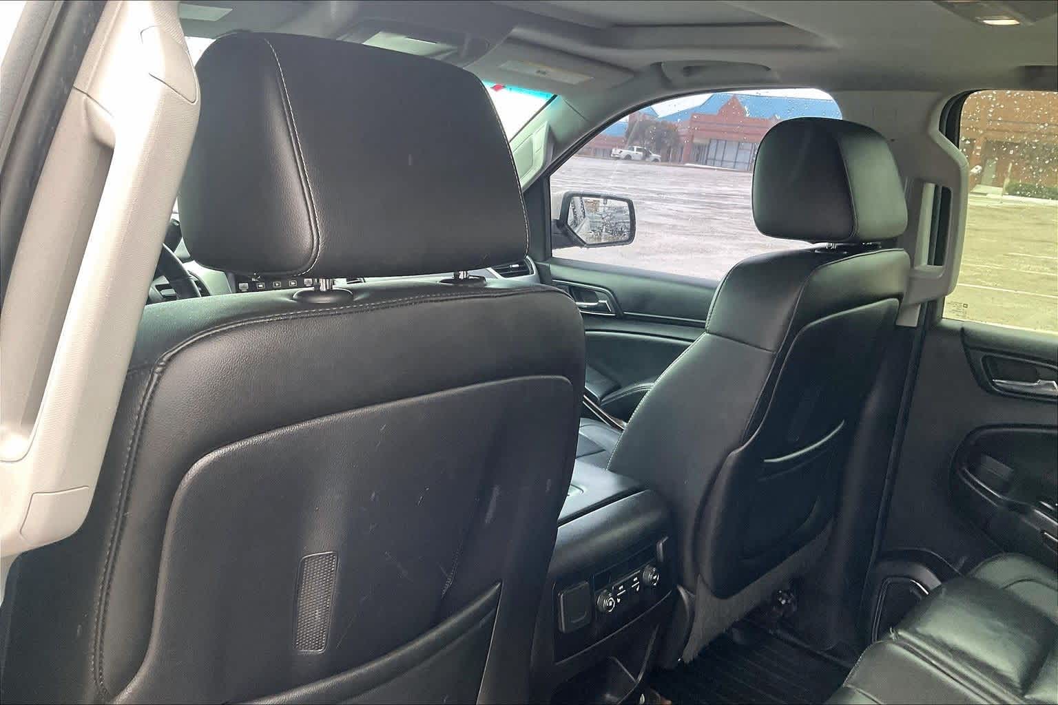 Thumbnail: 2015 GMC Yukon - 10