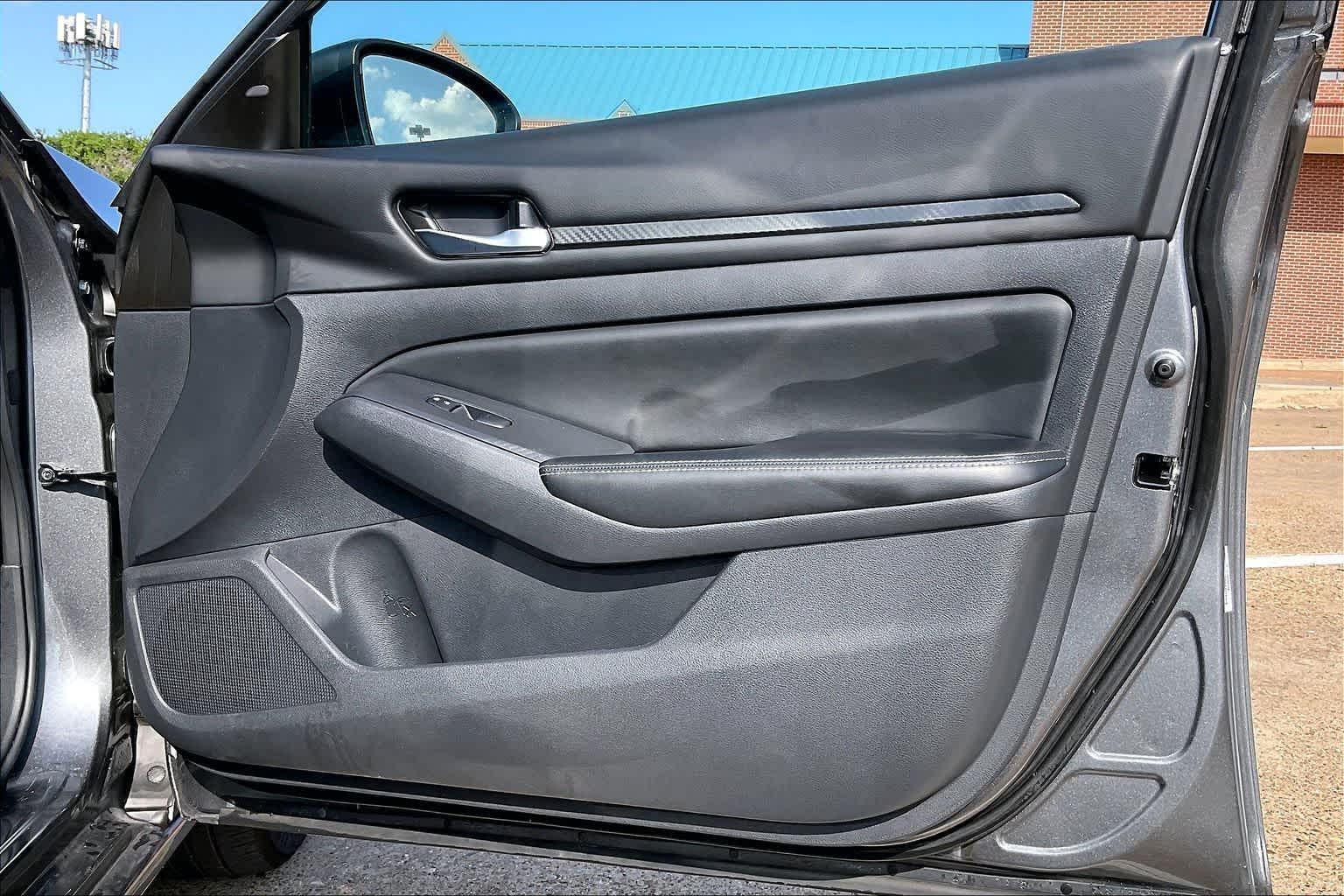 Thumbnail: 2025 Nissan Altima - 26