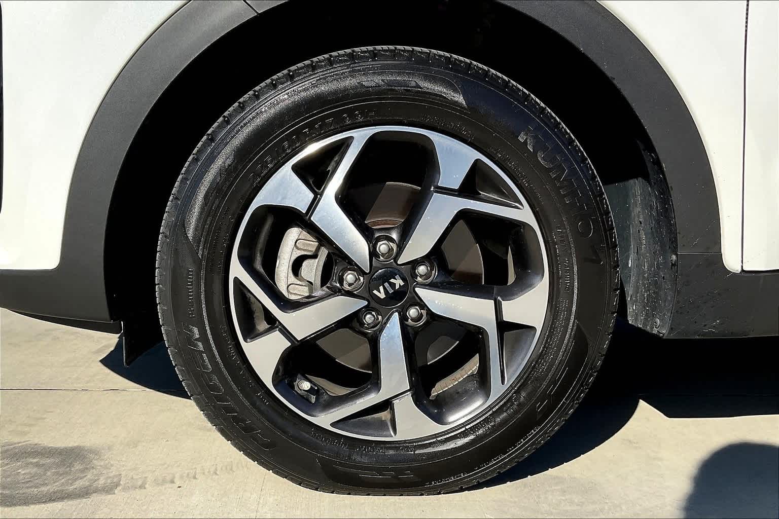 Thumbnail: 2022 Kia Sportage - 8