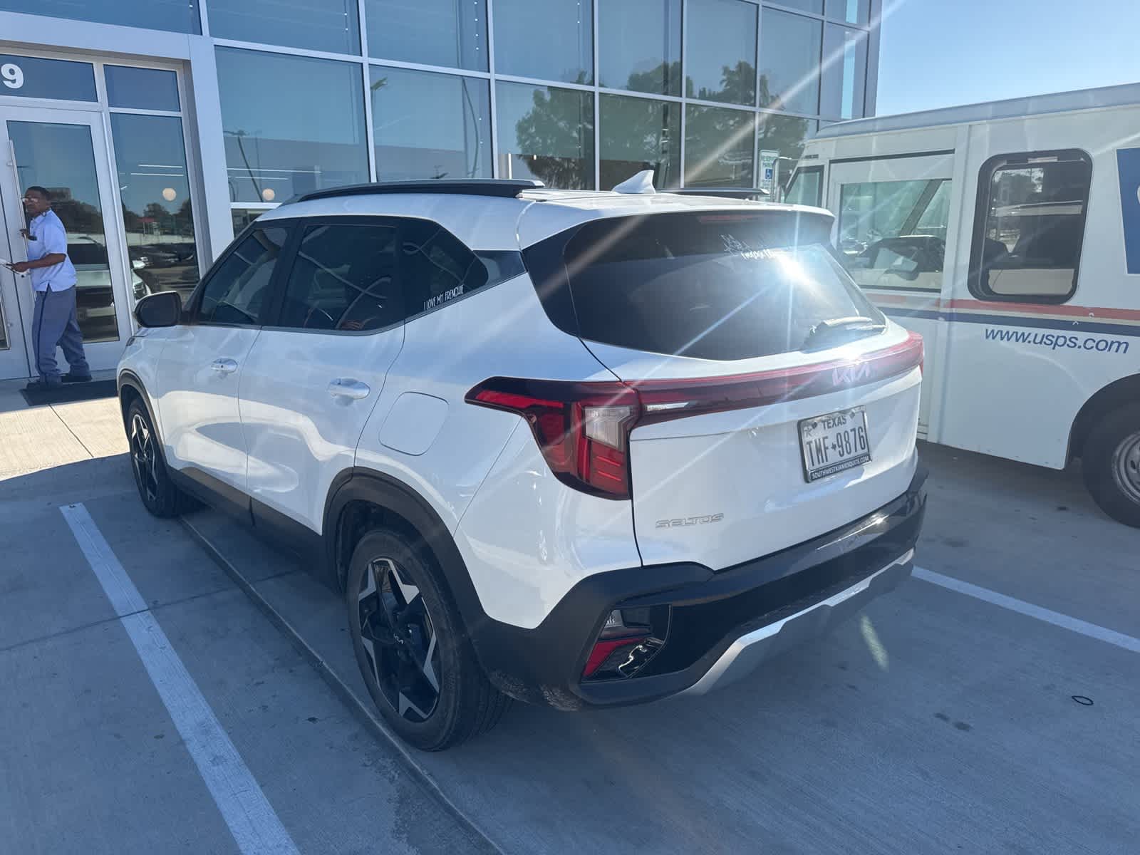 Thumbnail: 2024 Kia Seltos - 6