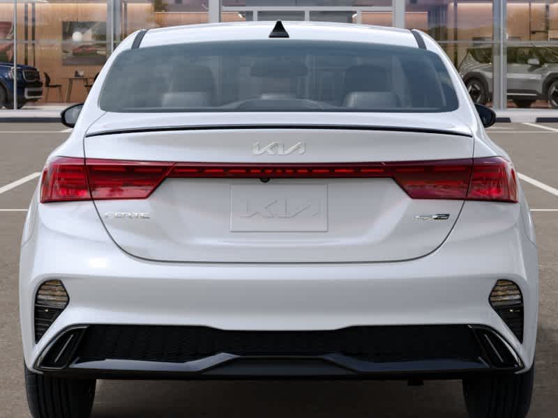 Thumbnail: 2024 Kia Forte - 13