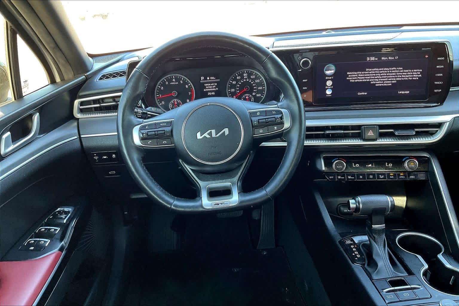 Thumbnail: 2023 Kia K5 - 14