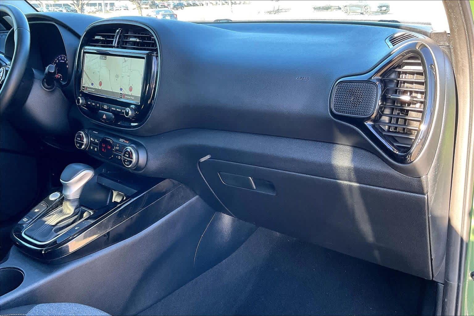 Thumbnail: 2022 Kia Soul - 23