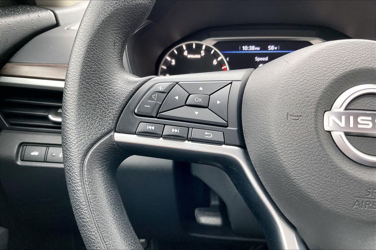 Thumbnail: 2024 Nissan Altima - 24