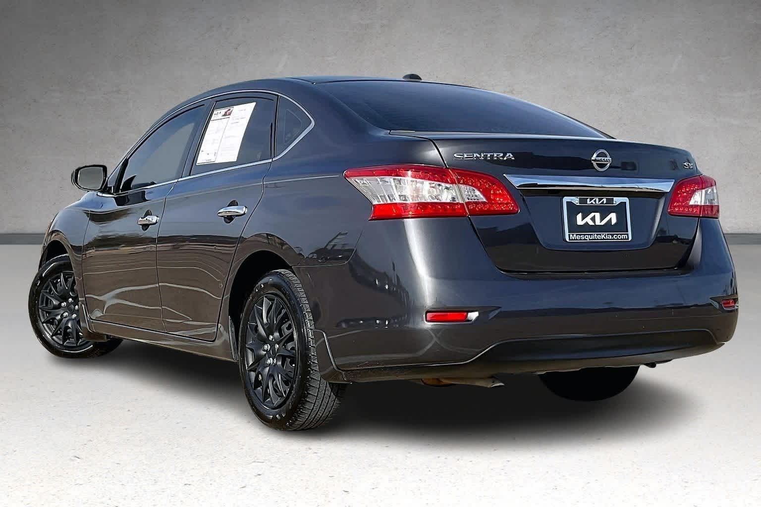 Thumbnail: 2015 Nissan Sentra - 4