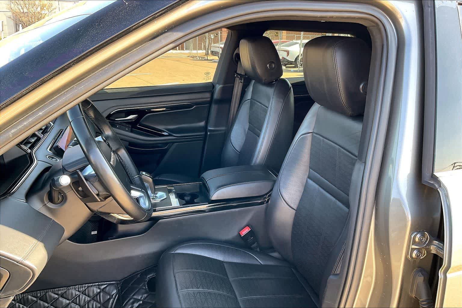 Thumbnail: 2020 Land Rover Range Rover Evoque - 11