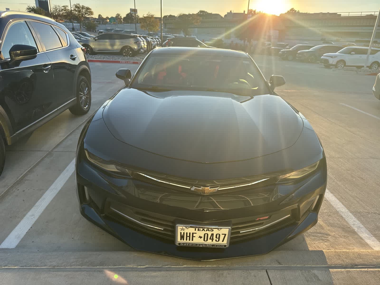 2018 Chevrolet Camaro 1LS 1LT photo 2