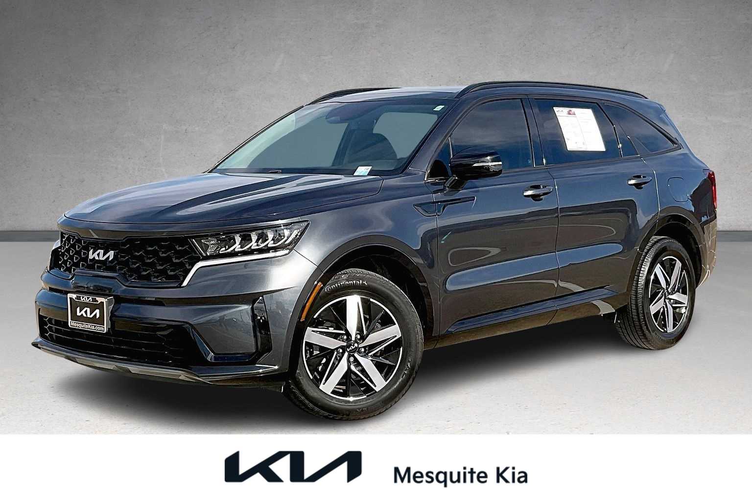 Thumbnail: 2023 Kia Sorento - 1