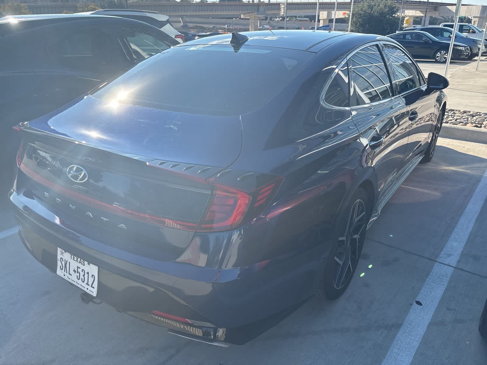 Thumbnail: 2022 Hyundai Sonata - 3