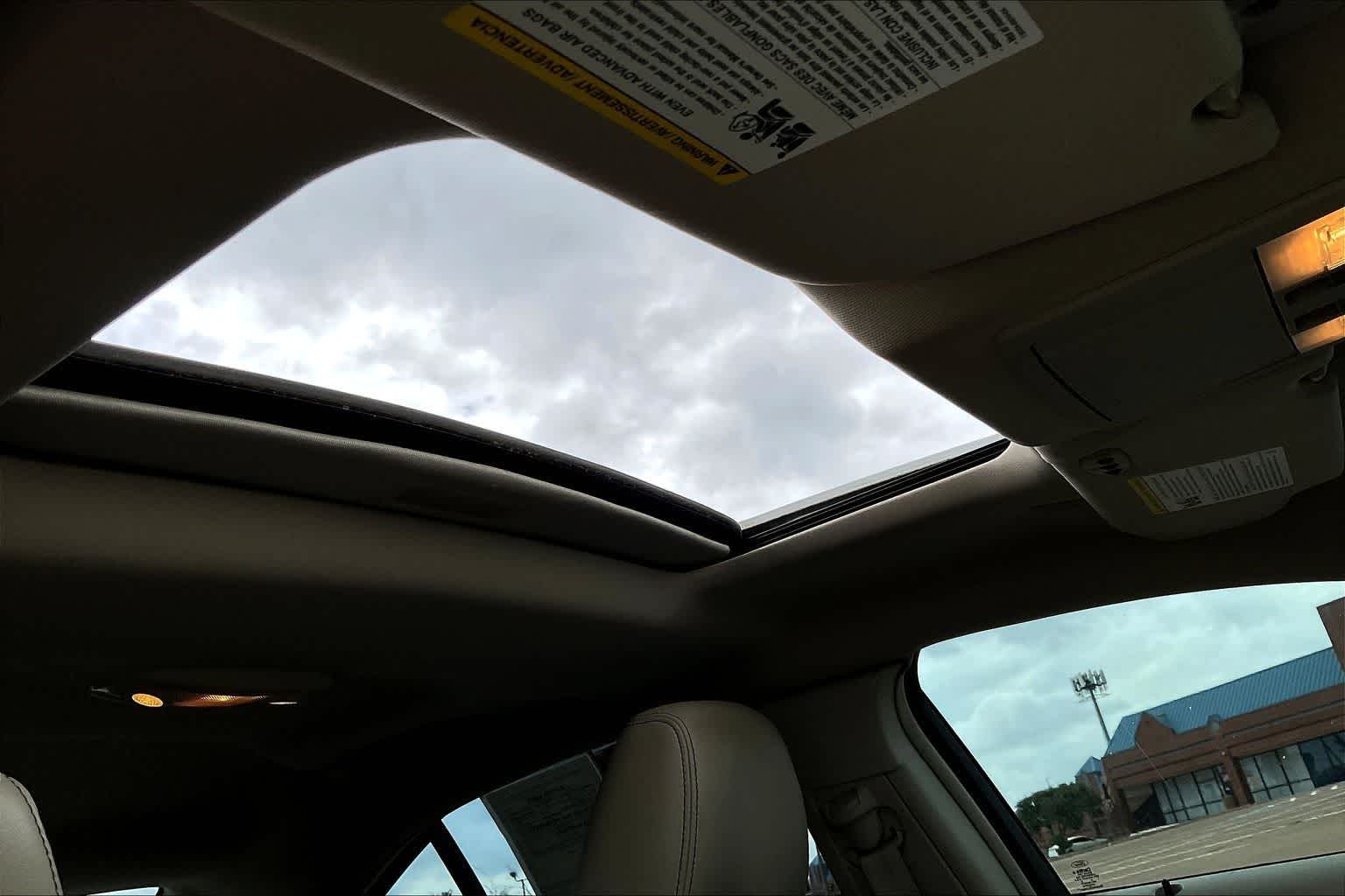 Thumbnail: 2012 Ford Taurus - 30