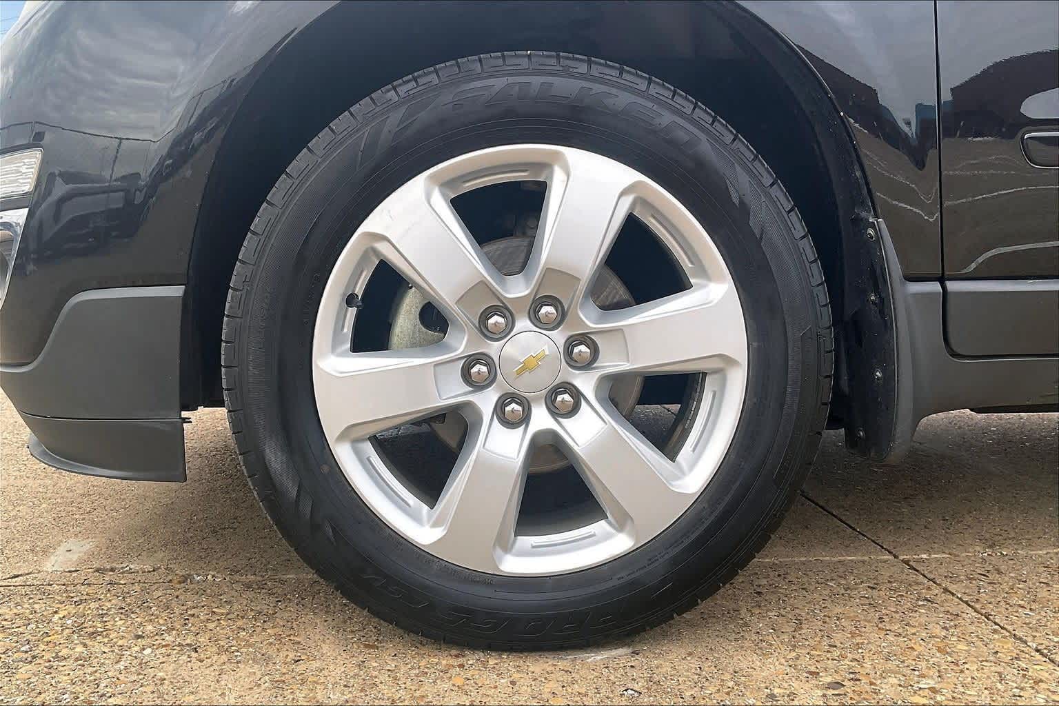 Thumbnail: 2017 Chevrolet Traverse - 8