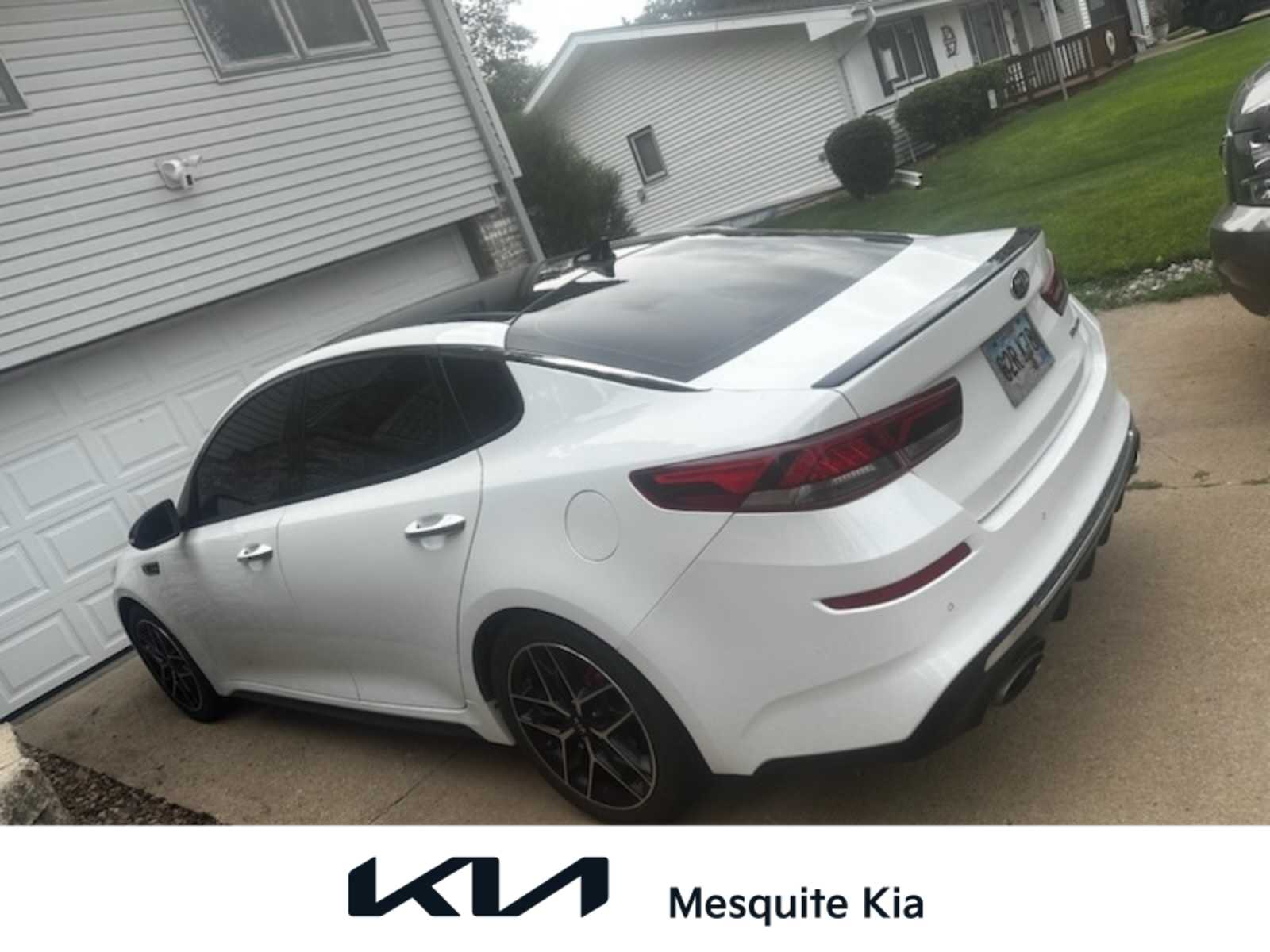 Thumbnail: 2020 Kia Optima - 1
