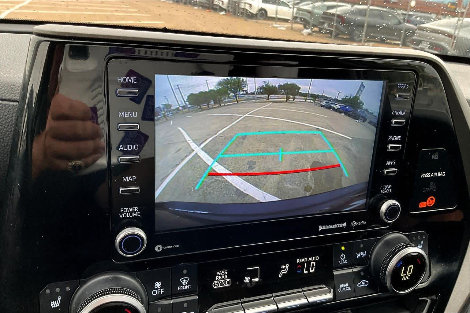 Thumbnail: 2021 Toyota Highlander - 26