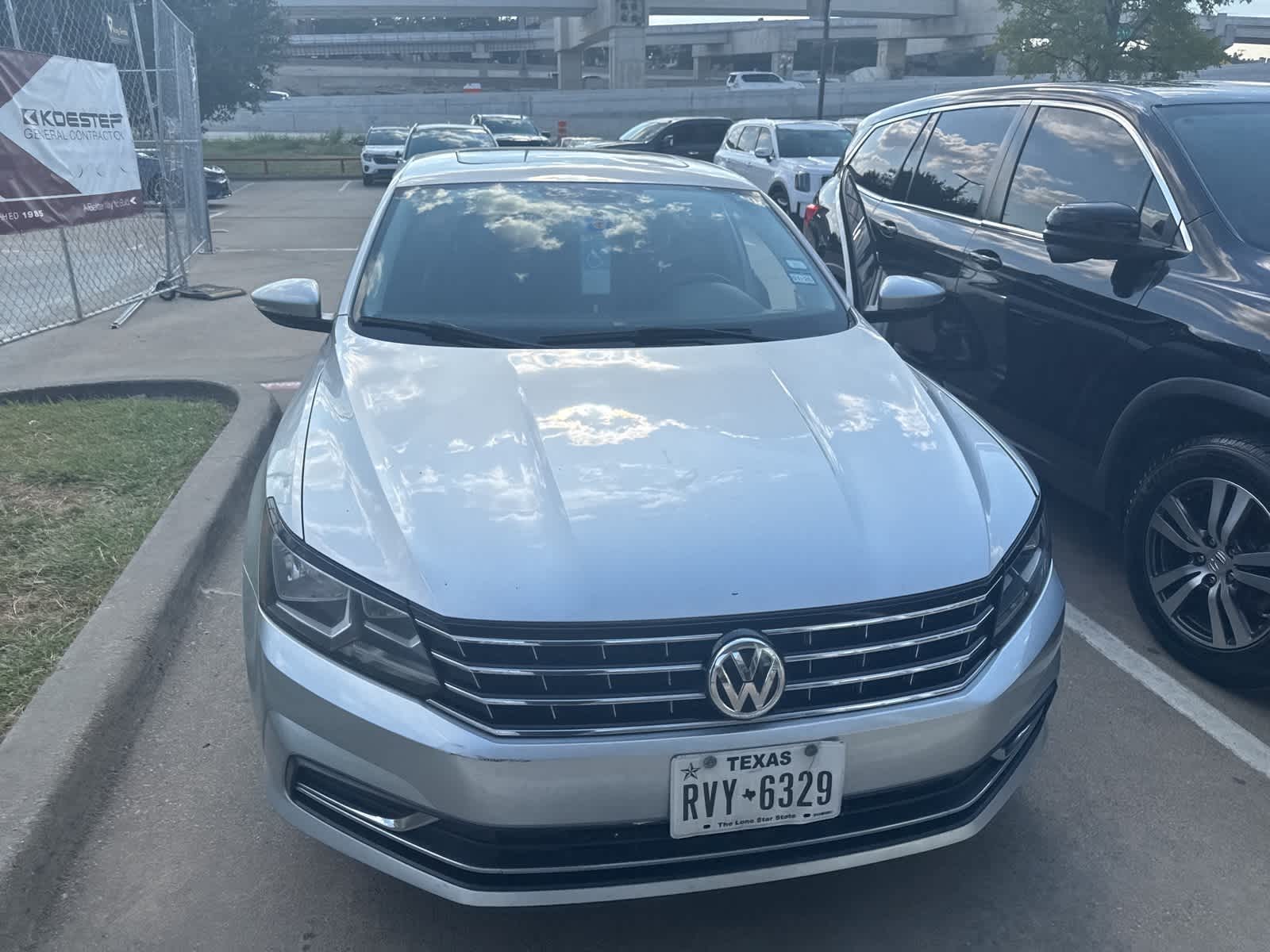 Thumbnail: 2019 Volkswagen Passat - 6