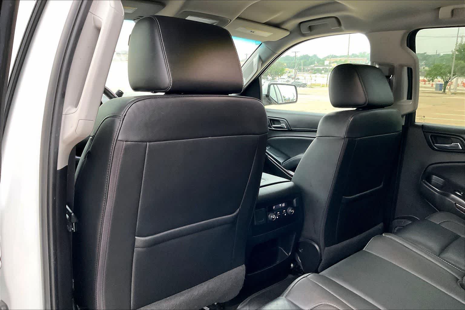 Thumbnail: 2017 GMC Yukon - 10