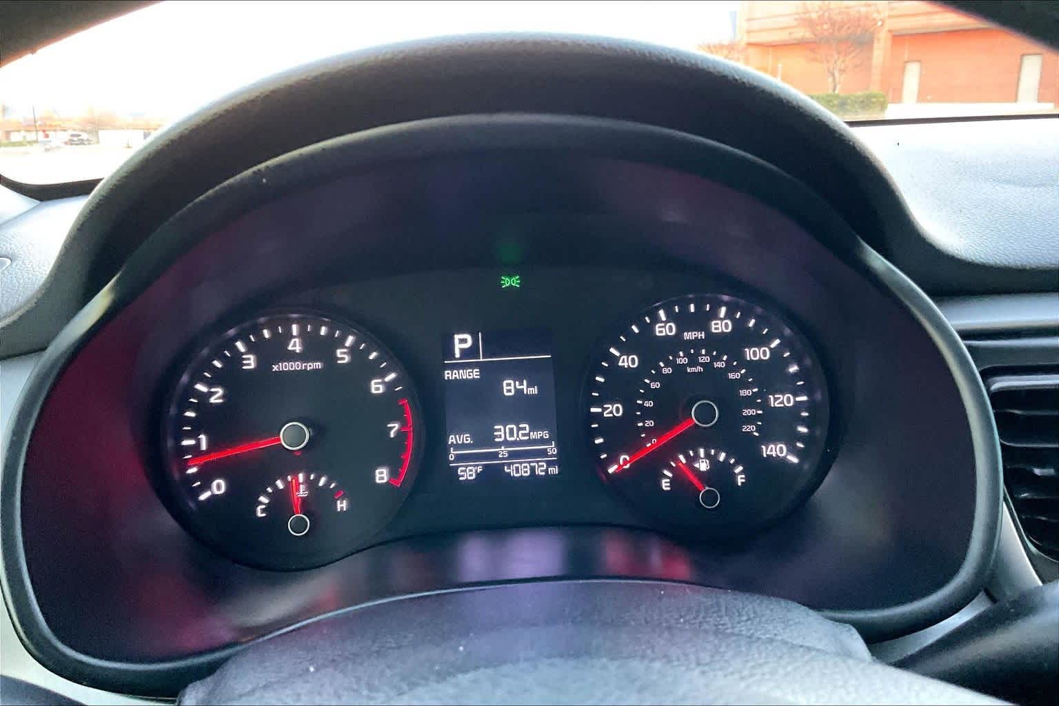 Thumbnail: 2022 Kia Rio - 16