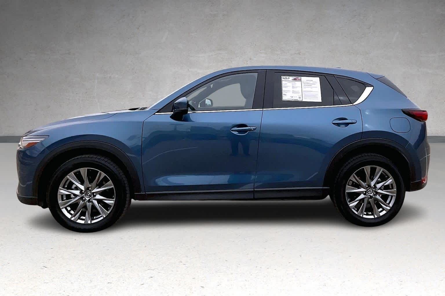 Thumbnail: 2021 Mazda CX-5 - 3