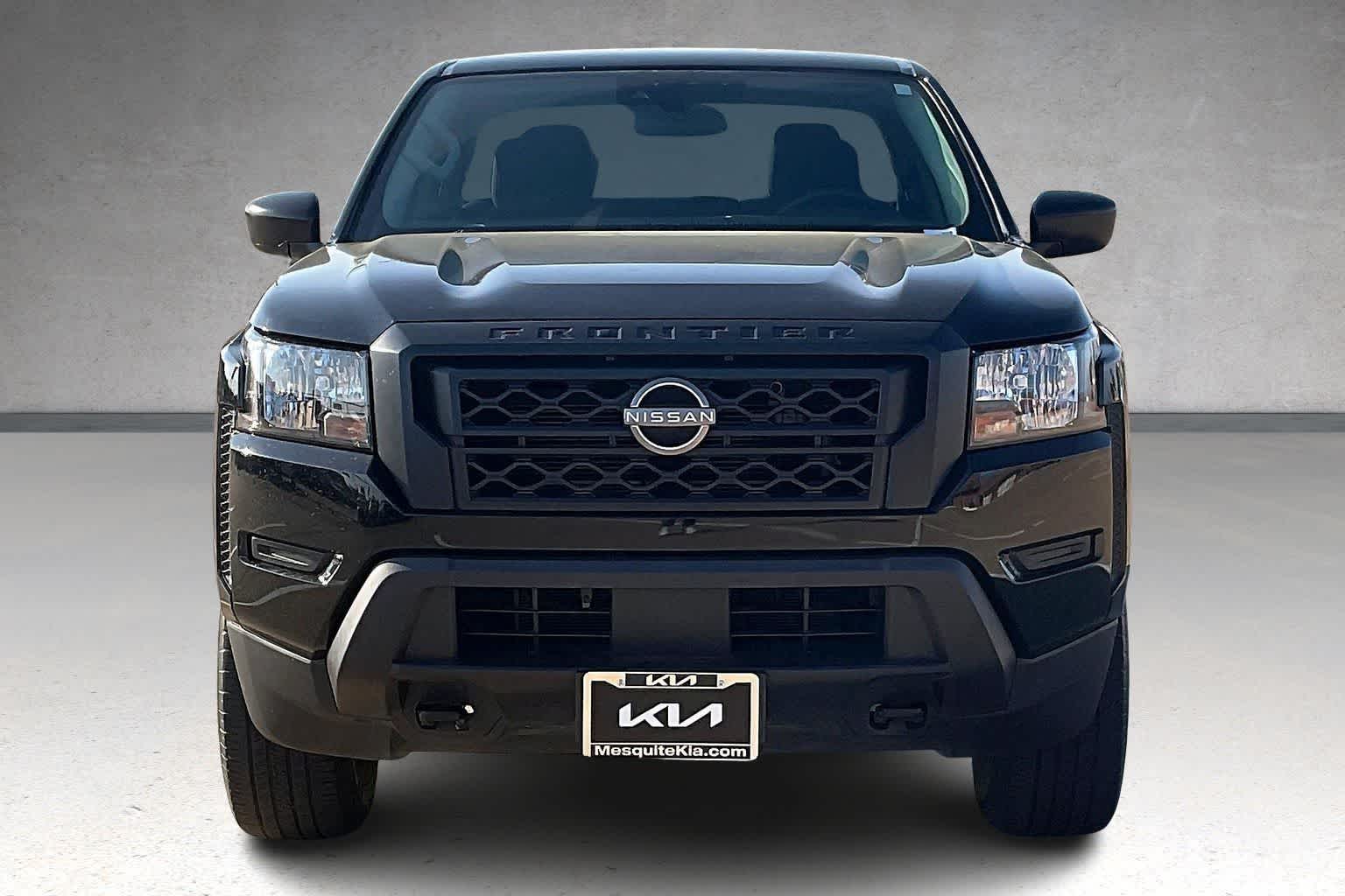 Thumbnail: 2022 Nissan Frontier - 6