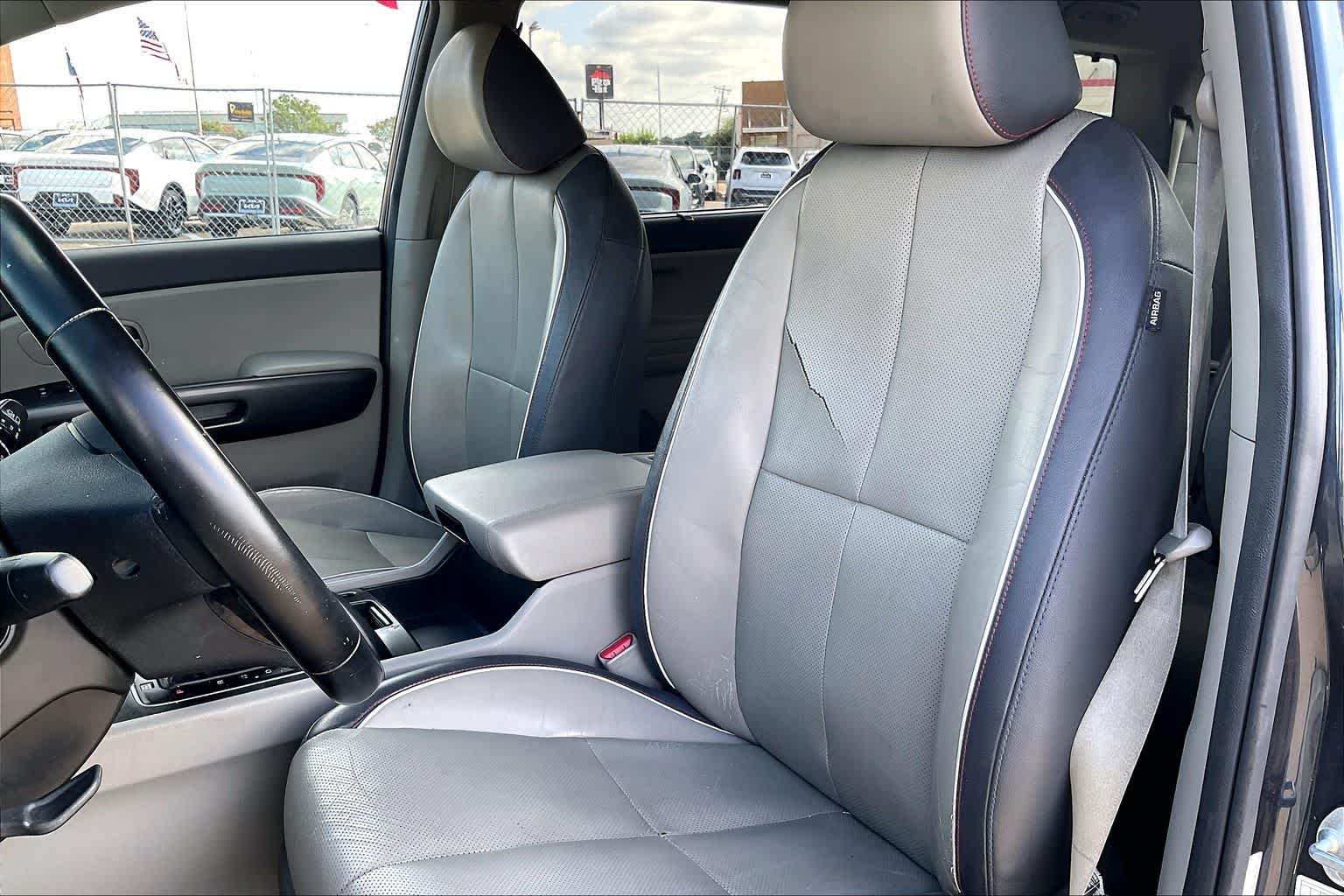 Thumbnail: 2017 Kia Sedona - 10