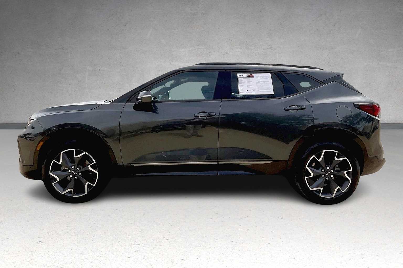 Thumbnail: 2019 Chevrolet Blazer - 3